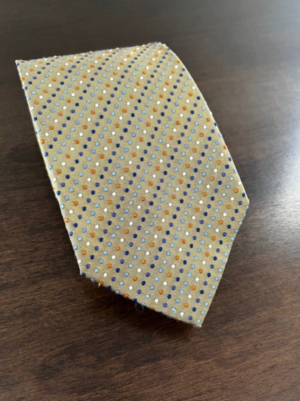 Saks Fifth Avenue Silk Necktie Tie Textured Business Office Evening Italy